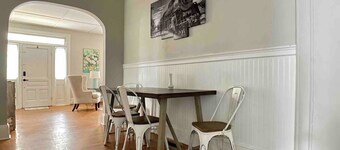 Spacious 2-bedroom apartment in downtown Hamlet