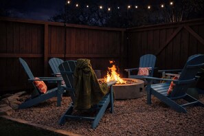 Property grounds - Upscale Escape • Pool, Hot Tub, Game Room, Firepit (San Antonio)