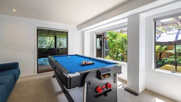 Family Villa, Partial Ocean View | Game room