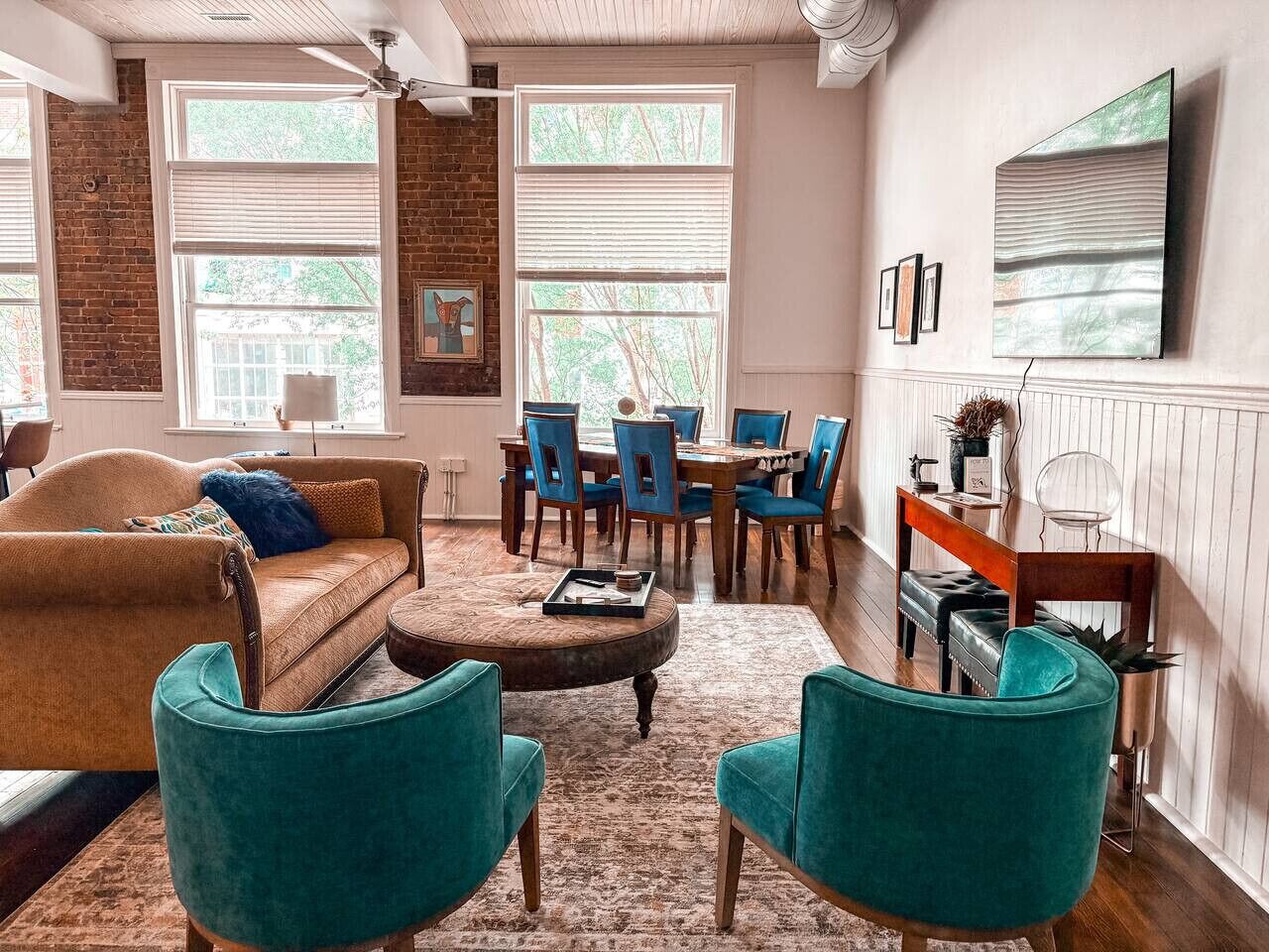 Smart TV, video games, stereo