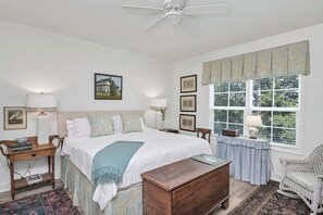 5 bedrooms, free WiFi, bed sheets