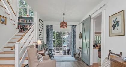 Well-appointed 5-bedroom, 5 bathroom house on gorgeous Lake Wateree with AC