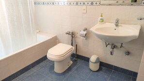 Bathroom - 2-bedroom small apartment in Buenos Aires (Buenos Aires)