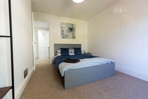 Strygejern/strygebræt, Wi-Fi, sengetøj