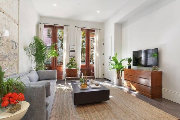 Televisio, työhuone