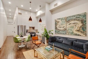 Televisio, työhuone