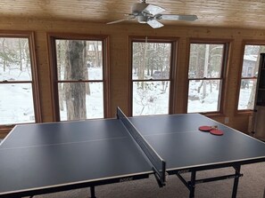 Spielezimmer
