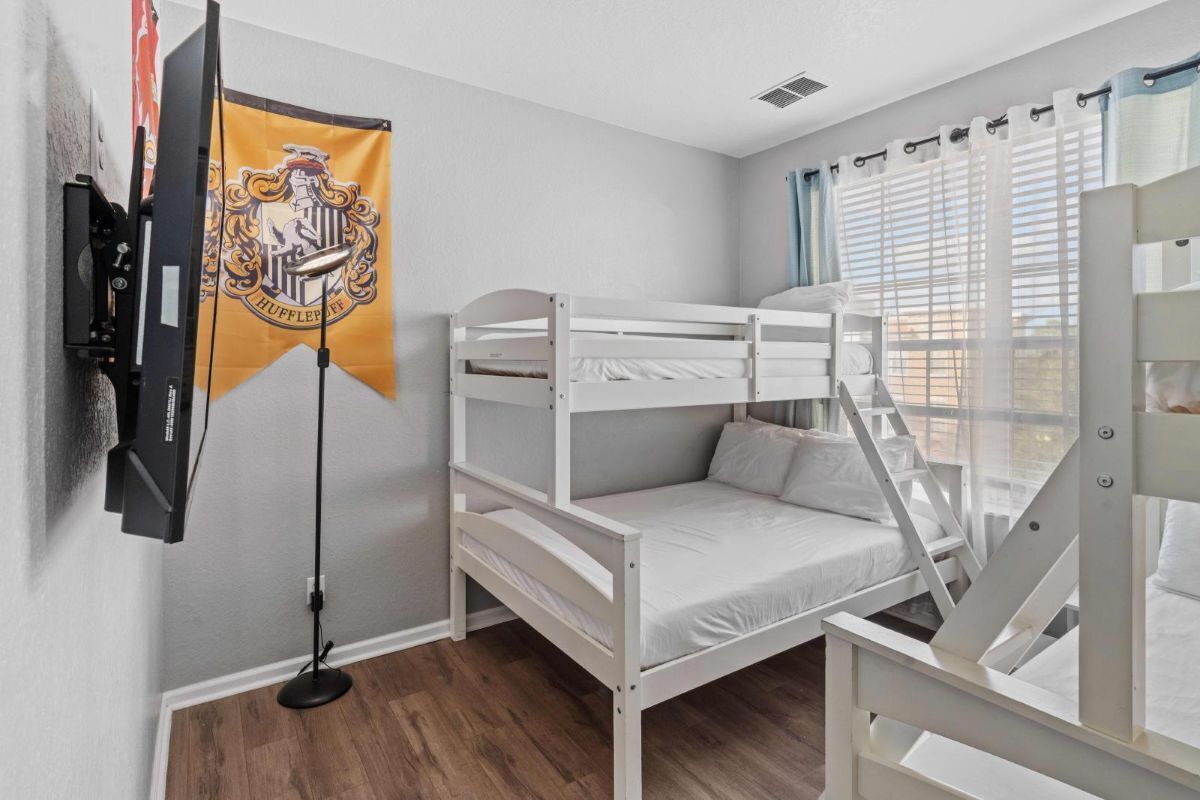 Iron/ironing board, travel cot, free WiFi, bed sheets