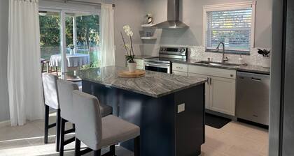 Fabulous Country Apartment in "America's Happiest Seaside Town."