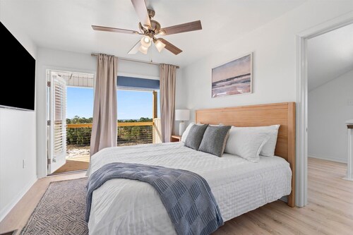 High Point Hideaway on the Sand Dunes - Unit 2