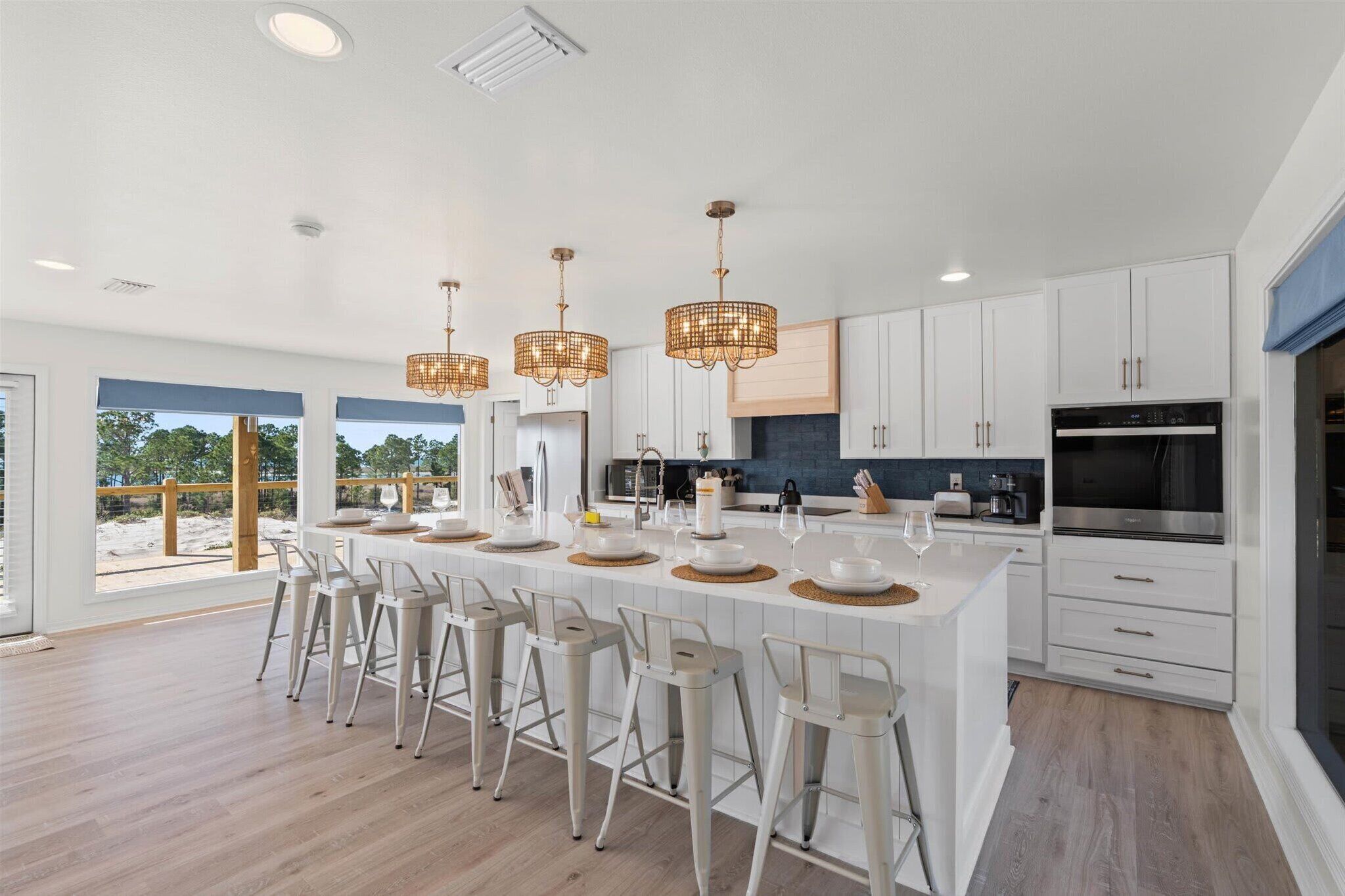 冰箱、微波炉、炉灶、洗碗机