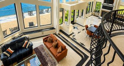 Group Friendly Lakefront Lux-6BED/4BA/Swim Spa/Dock/Movie Theater/Gameroom/Panoramic Views/Firepit-30PP