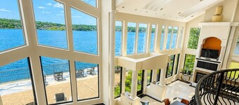 Group Friendly Lakefront Lux-6BED/4BA/Swim Spa/Dock/Movie Theater/Gameroom/Panoramic Views/Firepit-30PP