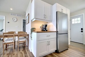 Interior - Peaceful lakefront getaway- lake access, fire pit, kayaks, views & cozy comfort. (Selkirk)