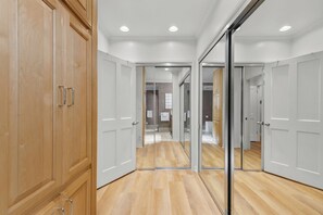 Interior - Cozy Villa in Sherman Oaks (Los Angeles)