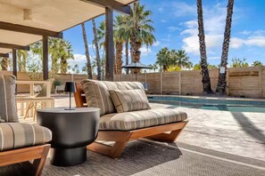 Terrace/patio - Desert Escape- Pool, Spa & Mountain Views (Palm Springs)