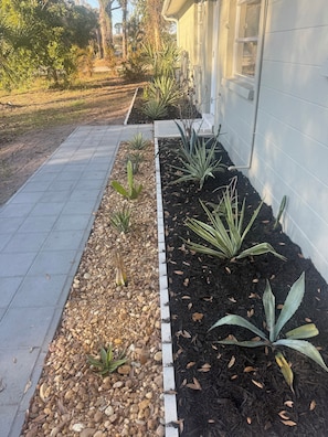 Exterior detail - Mid century restored 4 minute beach (Englewood)