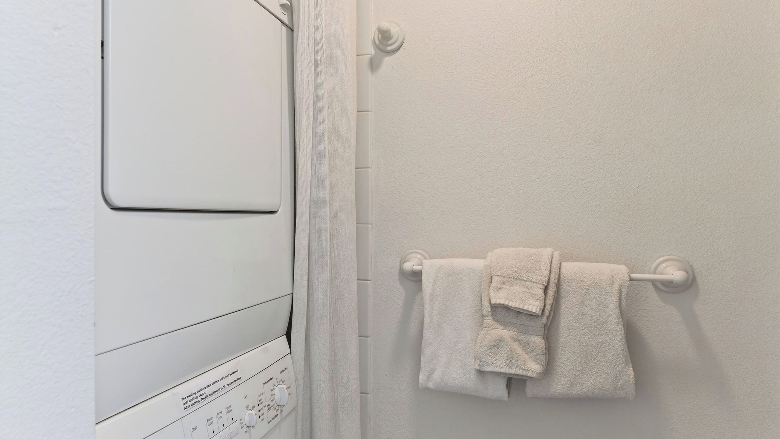 Appartement (1 Bedroom) | Salle de bain | Douche