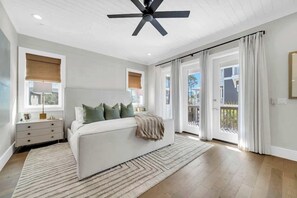 7 bedrooms, iron/ironing board, travel cot, free WiFi - Prescription for Paradise by Stay on 30a (Santa Rosa Beach)