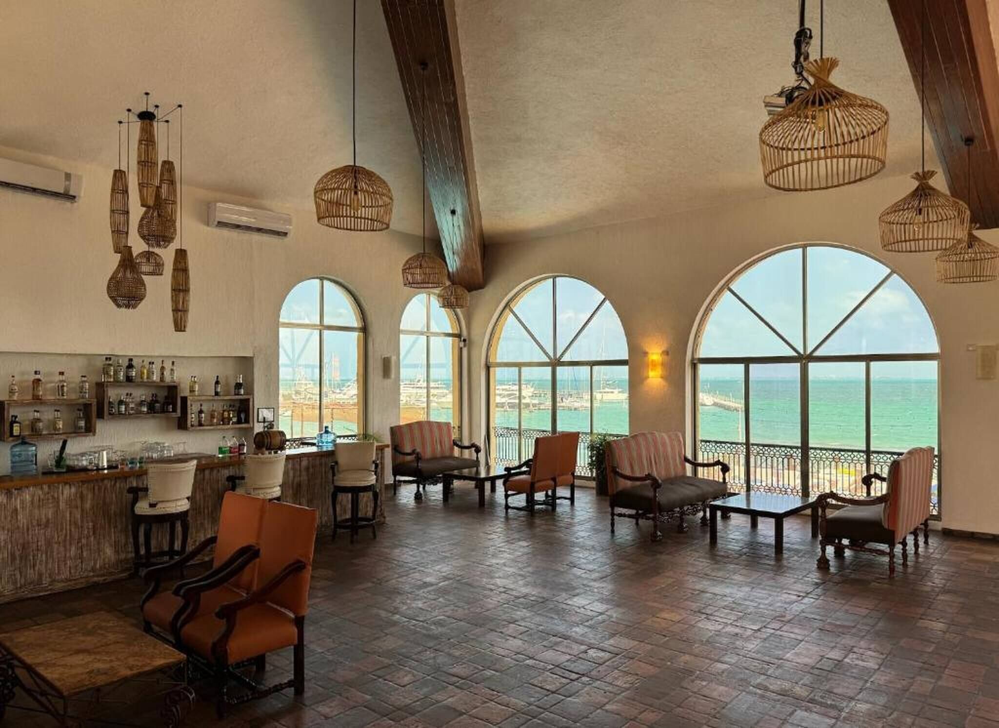 ハウス 1 ベッドルーム テラス ガーデンビュー | バー (施設内)