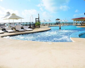 House, 1 Bedroom, Terrace, Garden View | Pool | Outdoor pool - Suite Supreme by All Ritmo Resort & Wate (Cancun)