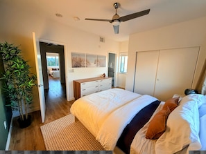 2 bedrooms, desk, iron/ironing board, travel cot