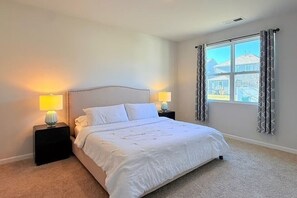 4 slaapkamers, een strijkplank/strijkijzer, wifi, beddengoed