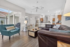 Smart TV - 937 TH - Tuscan Hills Grandeur (Davenport)