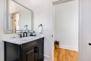 Bathroom - Modern Luxury 3BR Home in East Point Private, Stylish Stay (East Point)