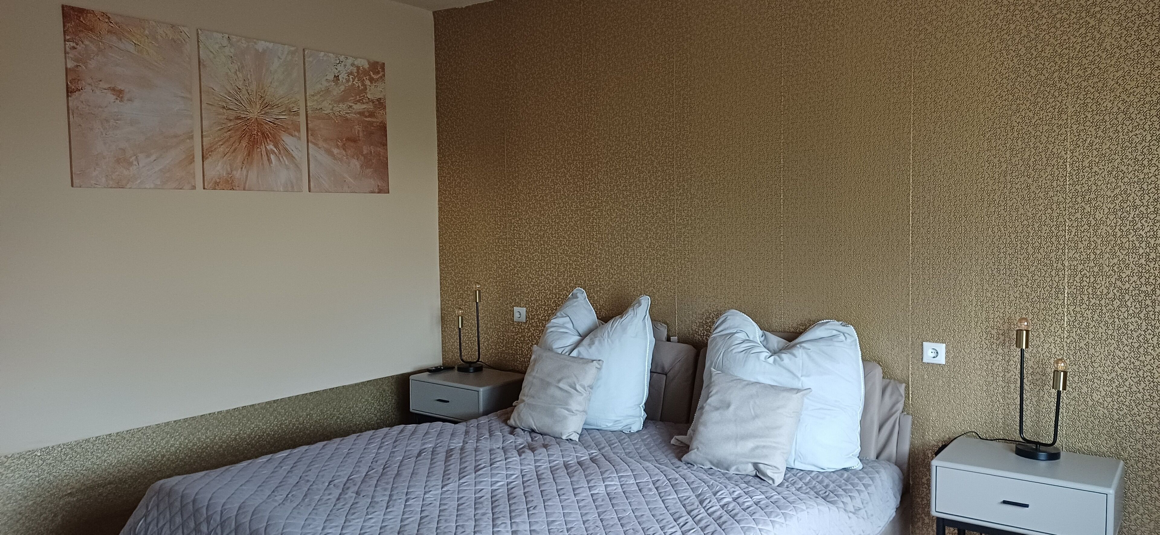 2 bedrooms, WiFi, bed sheets