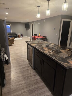 Interior - Huge 2 Bedroom with extra sleeping for up to 4 (Grand Rapids)