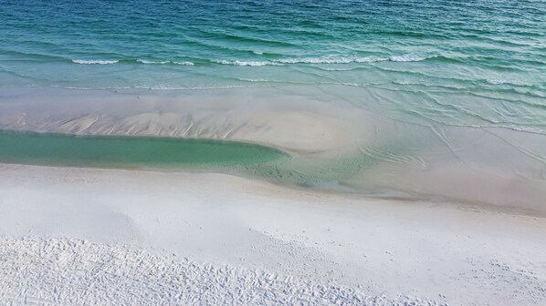 Beach nearby - Private Pool, Coastal Cottonwood Retreat, Sleeps 13, Beach Access (Inlet Beach)
