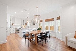 Dining - Private Pool, Coastal Cottonwood Retreat, Sleeps 13, Beach Access (Inlet Beach)