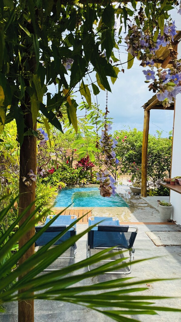 Rumah Keluarga, pemandangan kebun | Kolam renang | Kolam renang outdoor