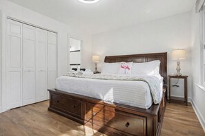 2 bedrooms, desk, iron/ironing board, travel crib