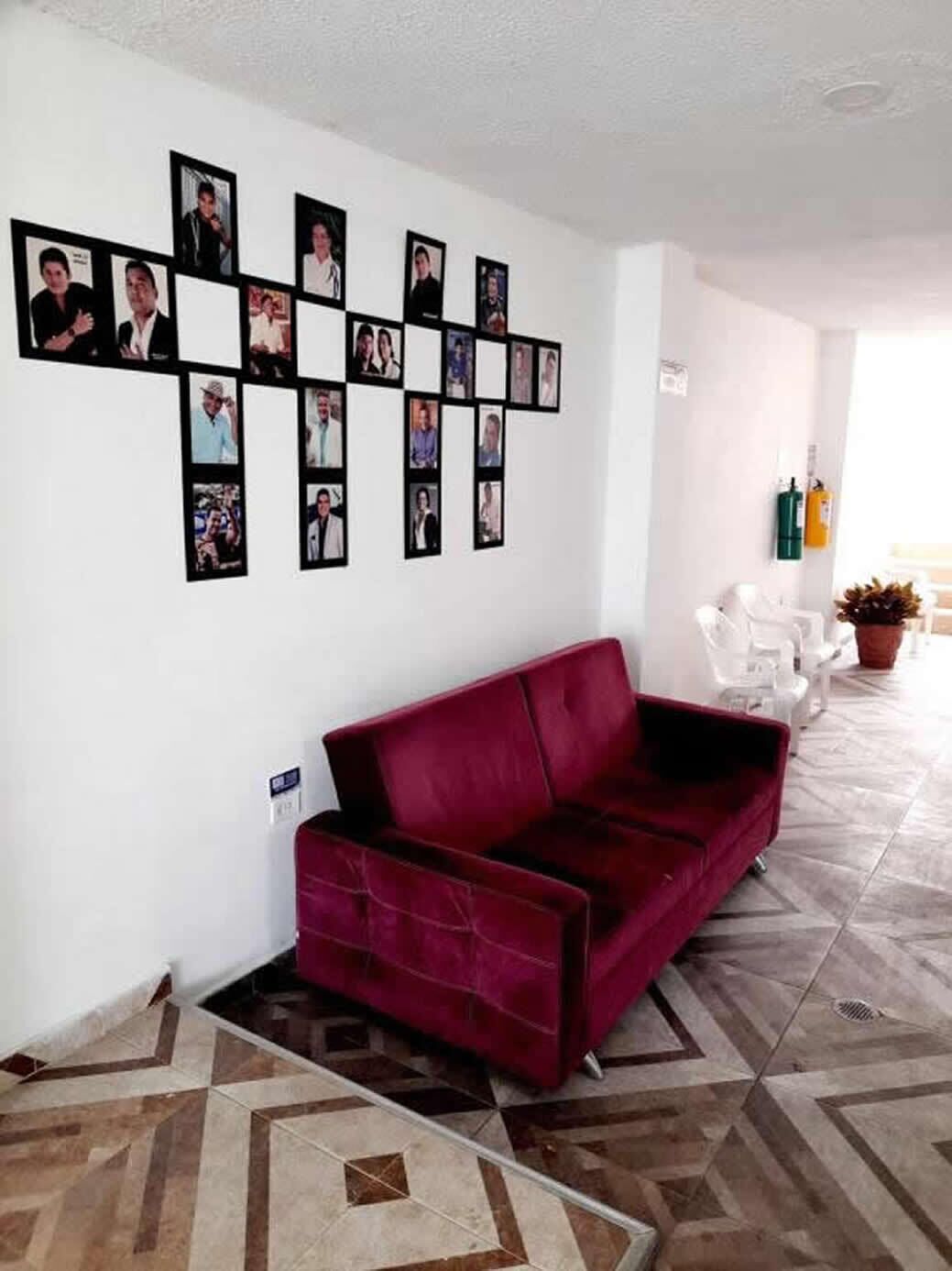 المنشأة من الداخل