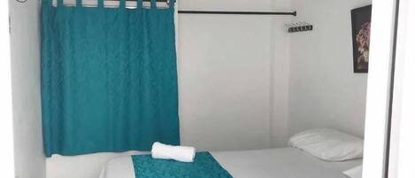 Free WiFi, bed sheets