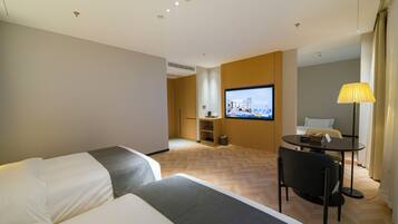 Kamar Triple Keluarga | Brankas, tirai kedap cahaya, dan Wi-Fi gratis