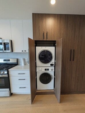 Private kitchen - Peaceful San Francisco Stay w/ Outdoor Charm - Potrero Hill (San Francisco)