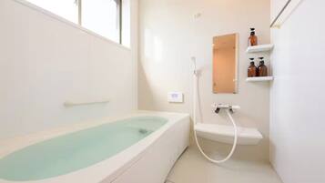 Villa, 2 Bedrooms, Private Pool | Bathroom | Eco-friendly toiletries