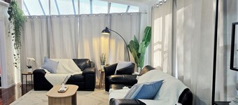 Greenmeadows Retreat - walk to everything you need