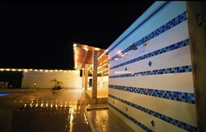 Property grounds - 2-bedroom apartment in awesome Nueva Gorgona with AC close to the beach. (Nueva Gorgona)