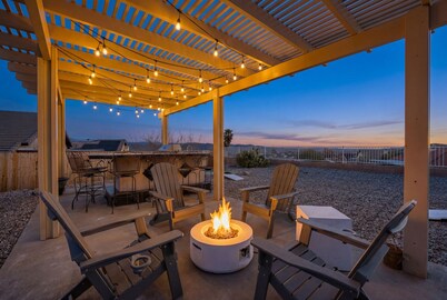 Casa Selecta - Pool, Hot Tub & Desert Skies!