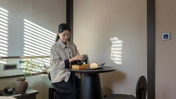 Habitación (Clay(interior) B) | Cortinas opacas, sistema de insonorización, wifi gratis