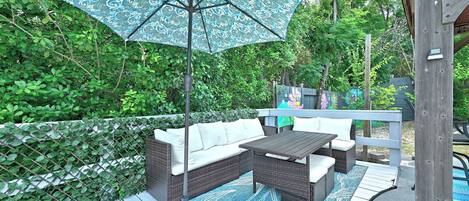Luxury House, Private Pool | Outdoor dining