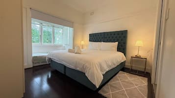 3 bedrooms, WiFi, bed sheets