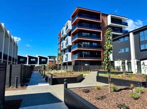 Exterior - Inner City Apartment - Prime location! (Christchurch)