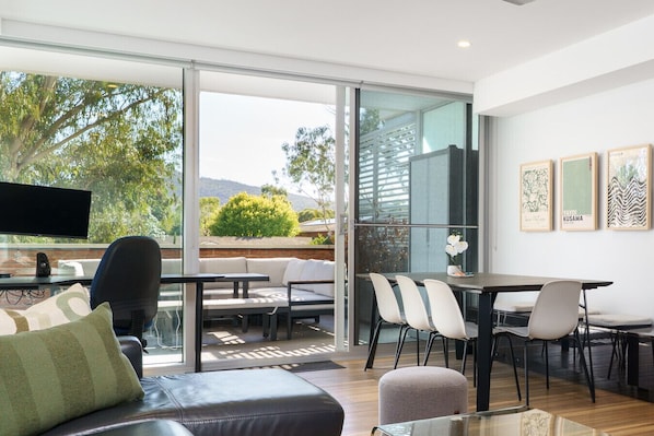 Televisio, työhuone