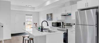 Bridgeland Hillside Charm