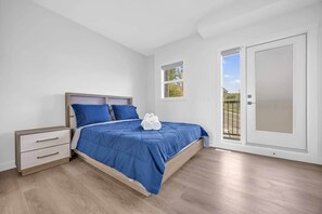 3 chambres, fer et planche à repasser, Wi-Fi gratuit, draps fournis